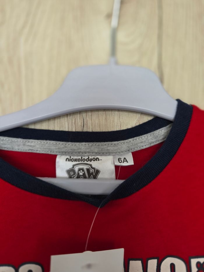 TEE-SHIRT MANCHE LONGUE PAW PATROL NICKELEDEON PUPS AT WORK NEUF AVEC ÉTIQUETTE DESSUS TAILLE 6ANS - photo numéro 4