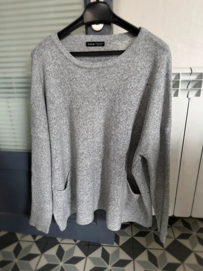 Pull Shein taille 46-48