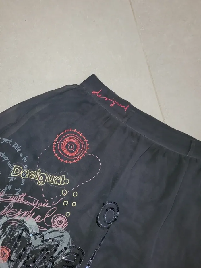 Jupe Desigual noire t38 - photo numéro 4