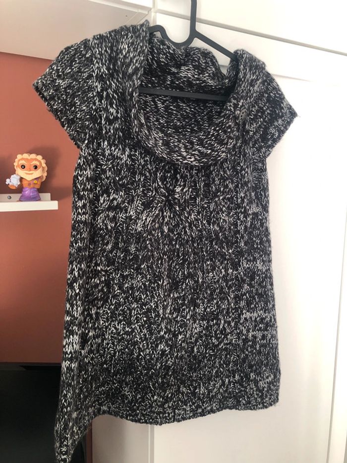 Pull sans manches femme noir et blanc