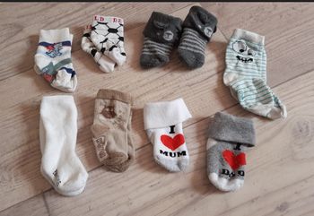 8 paires de chaussettes 0-3 mois