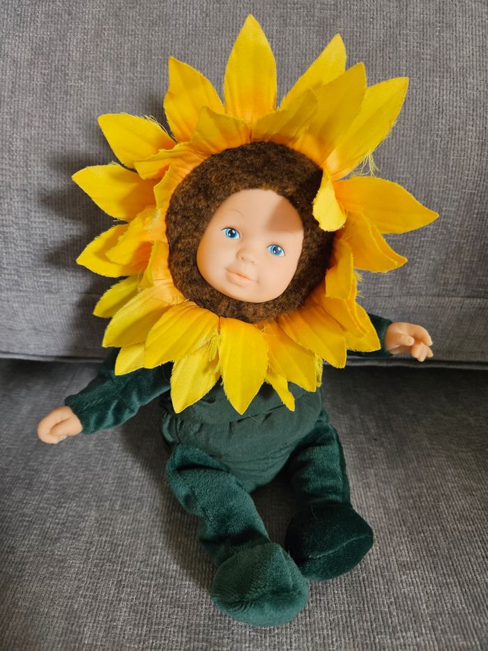 Poupée de collection Anne Geddes tournesol