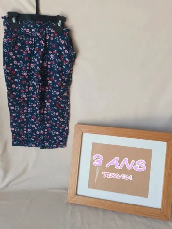 Superbe pantalon fluide fleuri bleu Tissaia fille 3 ans