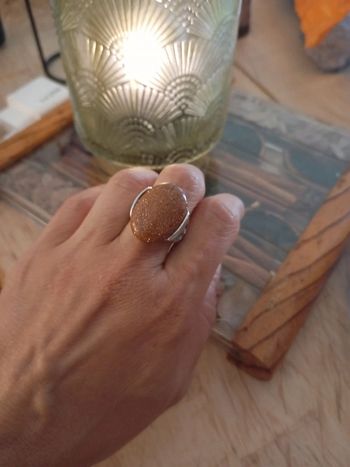 Bague neuve pierre de soleil