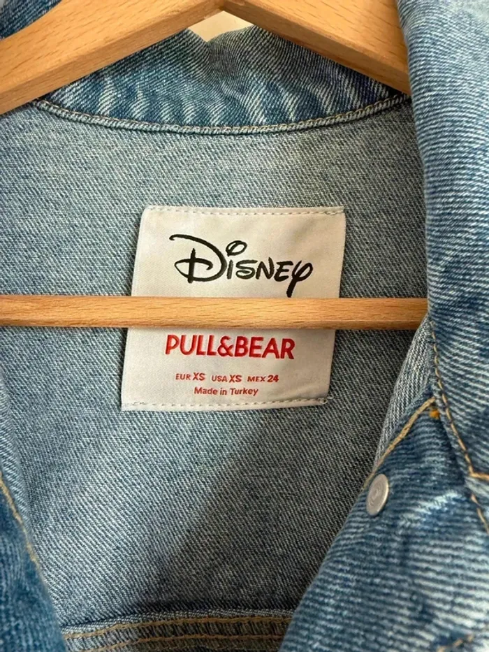 Veste en Jean Vintage Disney (Mickey) & Pull and Bear - Taille XS - Très Bon État - photo numéro 2