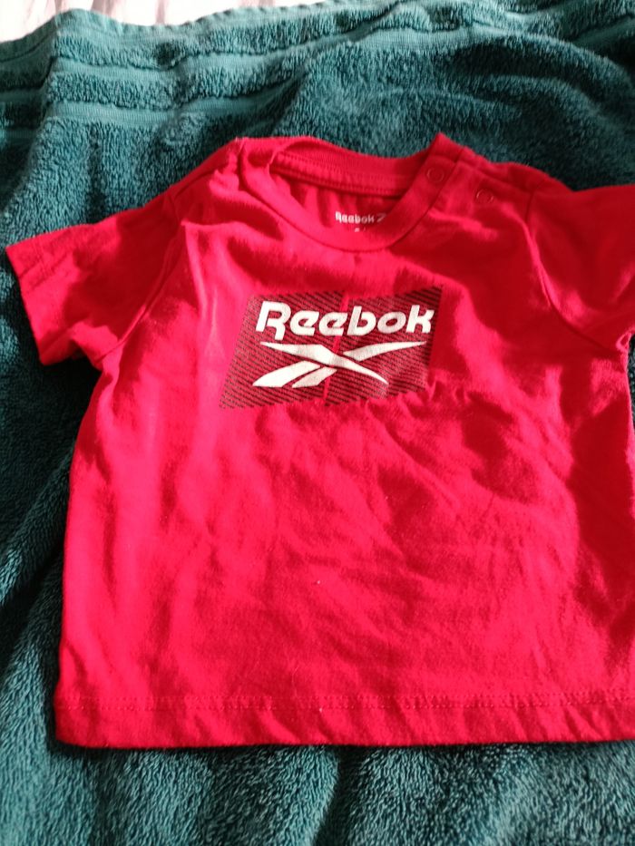Tee shirt reebok