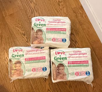 Lot couche love and Green taille 5