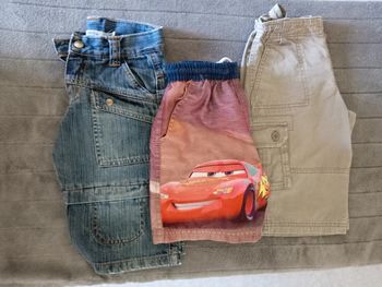Lot de 3 shorts bermuda taille 5 ans