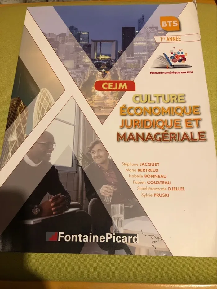 Cahier livre culture économique juridique et manageriale BTS 1ere année