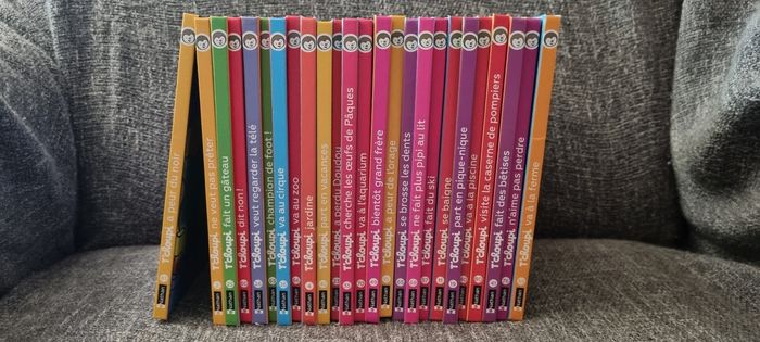 Lot 25 livres tchoupi