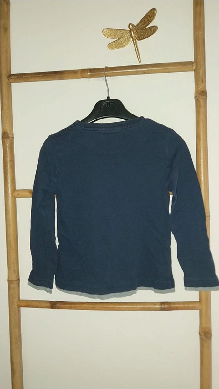 T shirt manches longues bleu marine by Nky très bon état 5 ans - photo numéro 3
