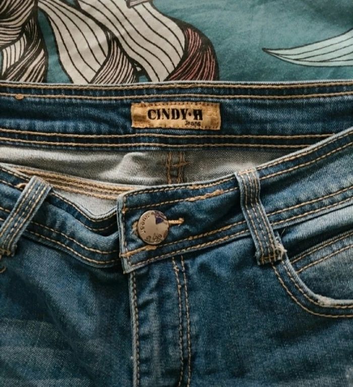 Short en jean  Cindy H  38. - photo numéro 6