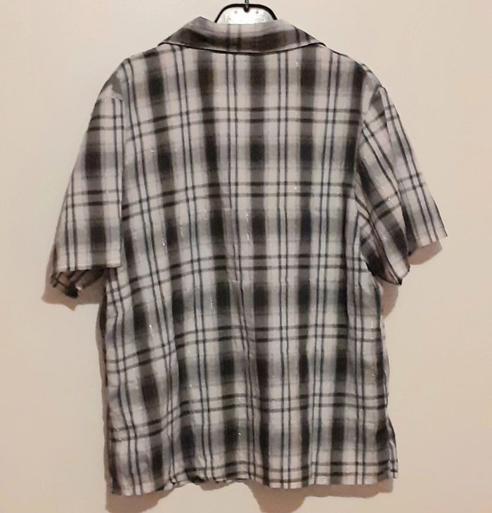 Chemise à carreaux taille M - photo numéro 2