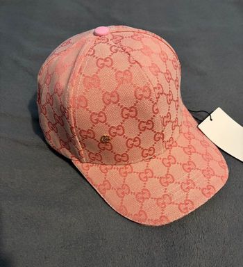 Casquette Gucci rose 