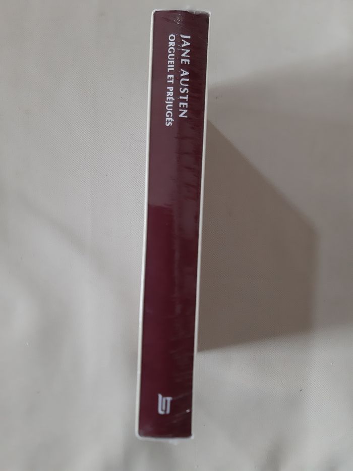 livre neuf sous emballage - Orgueil et préjugés - Jane Austen - Litera - photo numéro 5