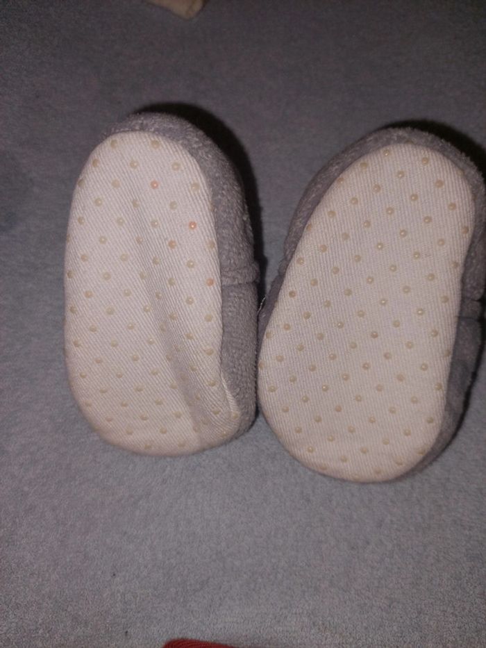 Chaussons bébé - photo numéro 2