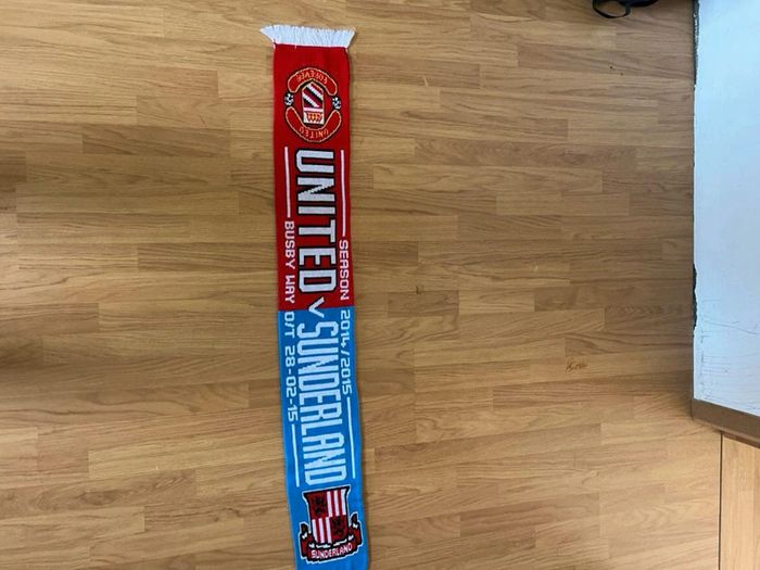 Lot de trois écharpe de football toute authentique - photo numéro 6