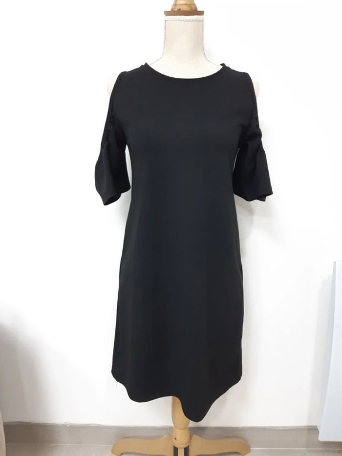 Robe noire épaules dénudées Astrid Black Label T34