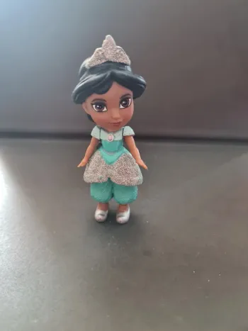 Poupée Disney jasmine