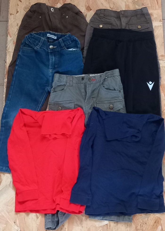 Lot de 5 Pantalons et 2 Hauts Enfant Taille 3/6 ans