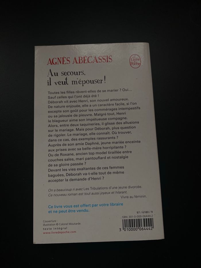 Livre au secourt il veut m’épouser