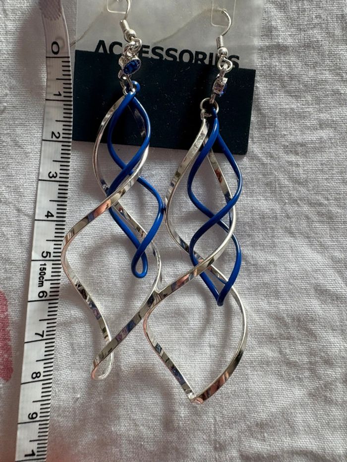 Boucles d’oreille torsadées - photo numéro 3