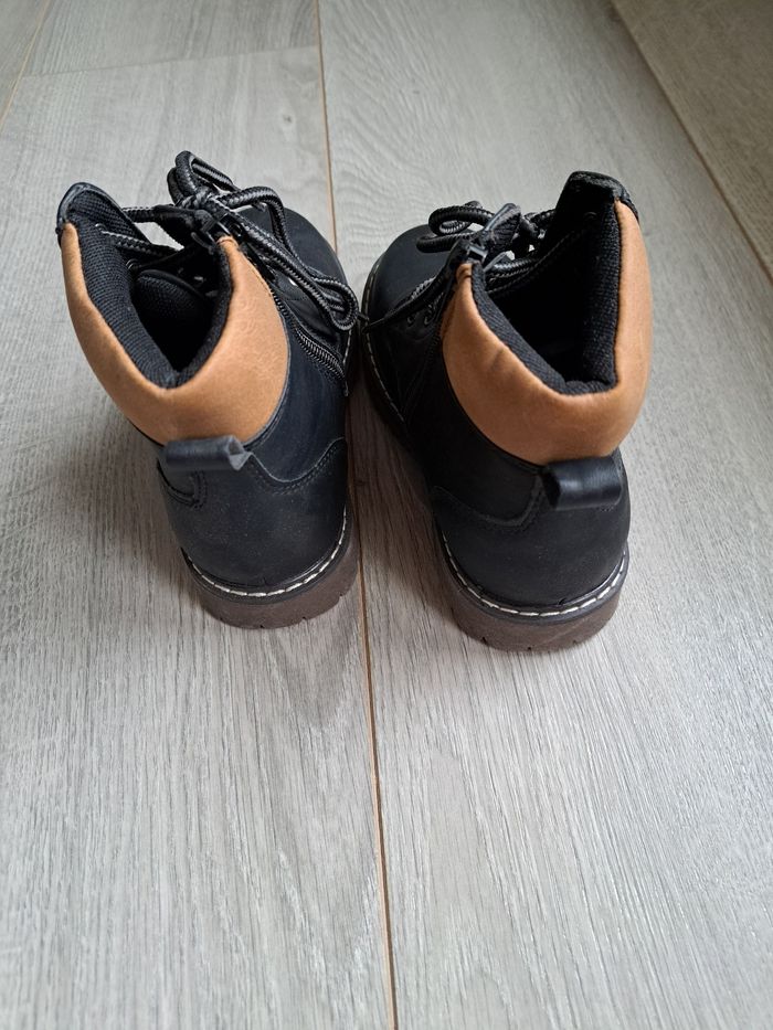 Chaussures montantes - photo numéro 2