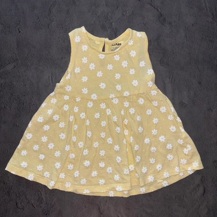 Robe fleurs rose et jaune fille / 6 mois / Très bon état - photo numéro 5