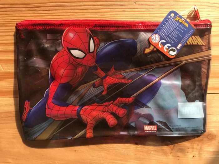 Trousse neuve Spiderman - photo numéro 2
