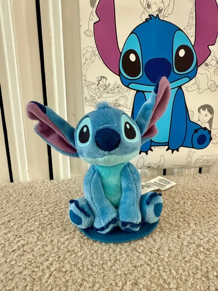 Peluche d’epaule Stitch aimantée