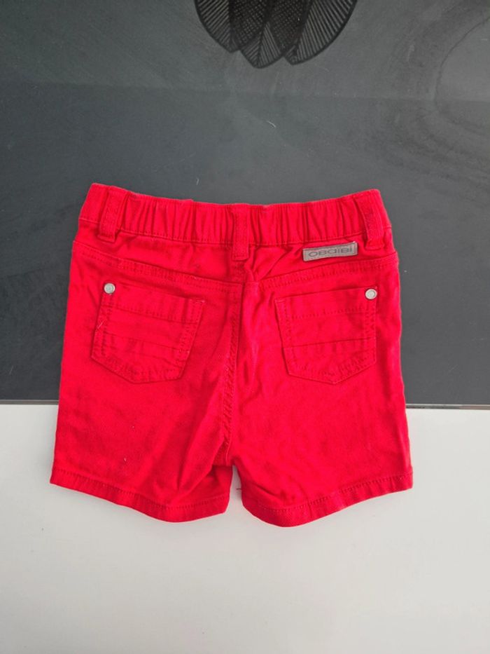 Short rouge 12 mois - photo numéro 3