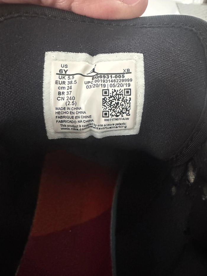 Jordan 1 taille 38,5 - photo numéro 9