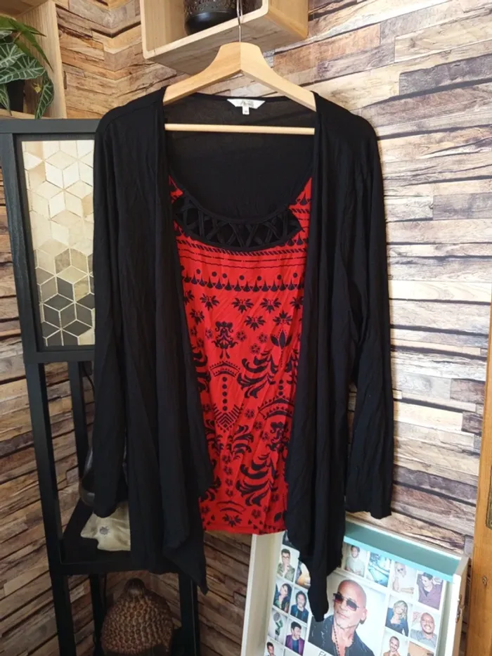 Tshirt avec effet gilet noir et rouge etam