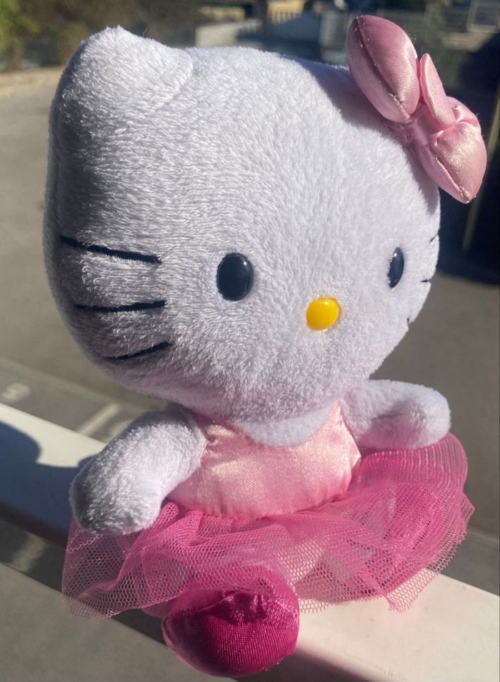 Peluche Hello Kitty Ballerine Rose - photo numéro 4