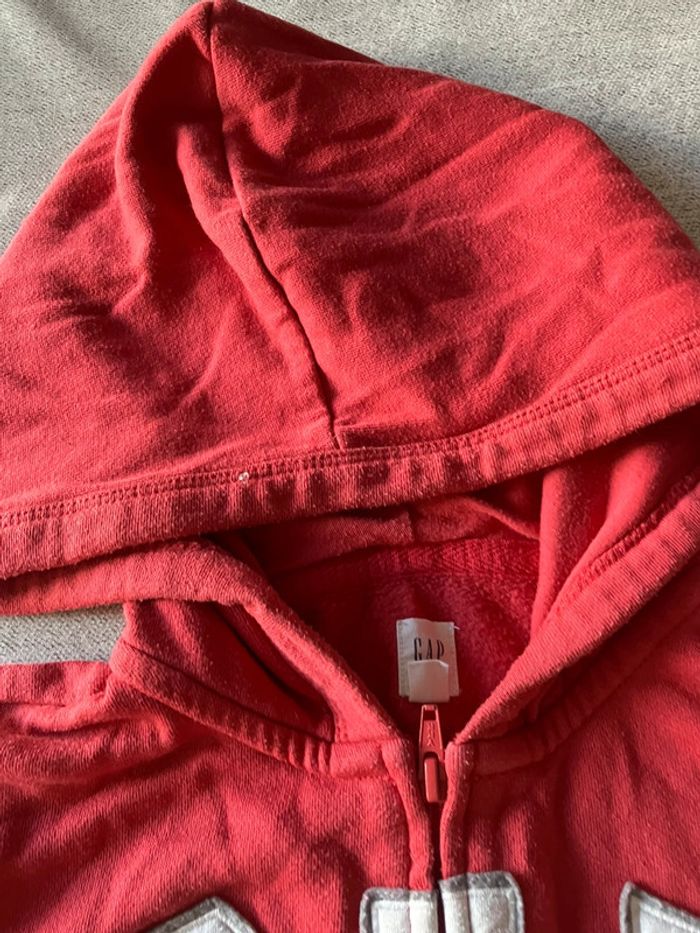 Gilet zippé à capuche Gap corail – Taille 10 ans – Très bon état - photo numéro 4