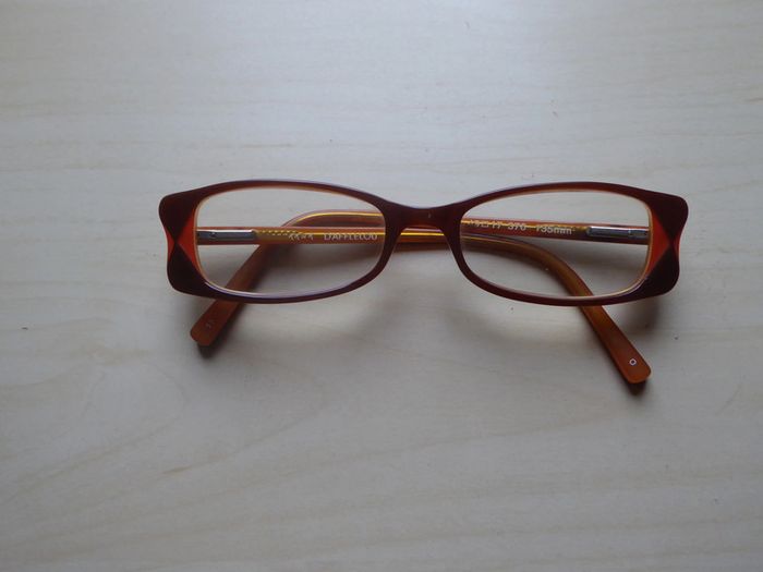 Montures de lunettes Afflelou marron