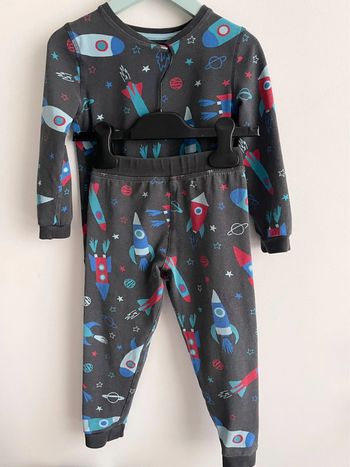 Pyjama garçon Marks & Spencer taille 2-3 ans en coton stretch