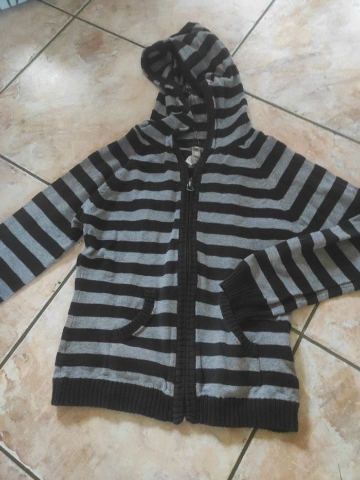 Pull fille  8 10 ans