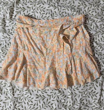 Jupe short fleuri 