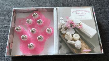 Livre + gant de massage pour automassage