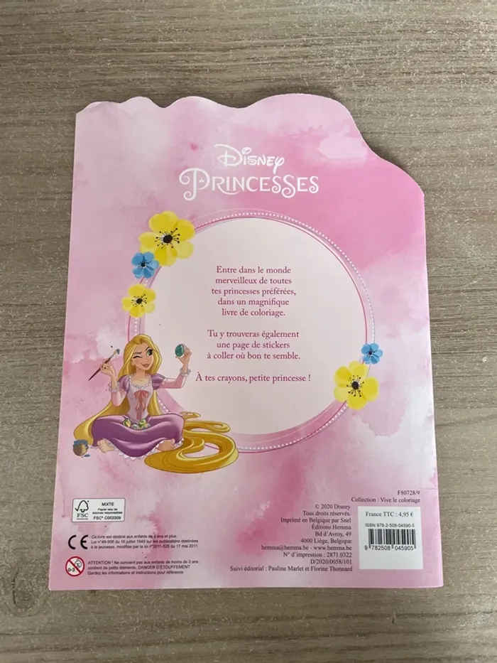 Joli livre de coloriage et stickers Princesse Disney - photo numéro 2