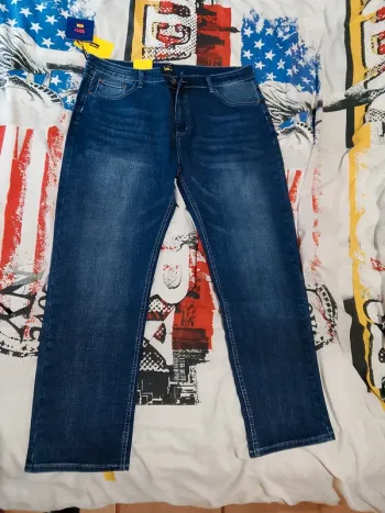 Jean LEE neuf baggy taille 40 mais 44 taille UE