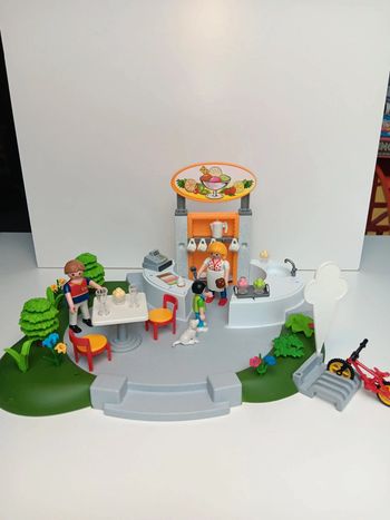 Lot figurines playmobil le glacier