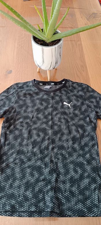 T-shirt puma en 11-12 ans