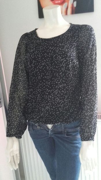 Blouse neuve noir motif etoiles