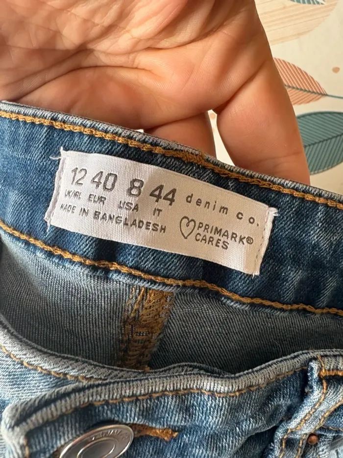 Lot de trois, jeans neuf, juste lavé jamais porté, taille 40 - photo numéro 4