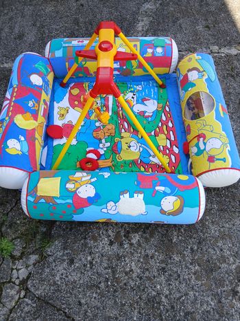 Parc gonflable  + portique musical