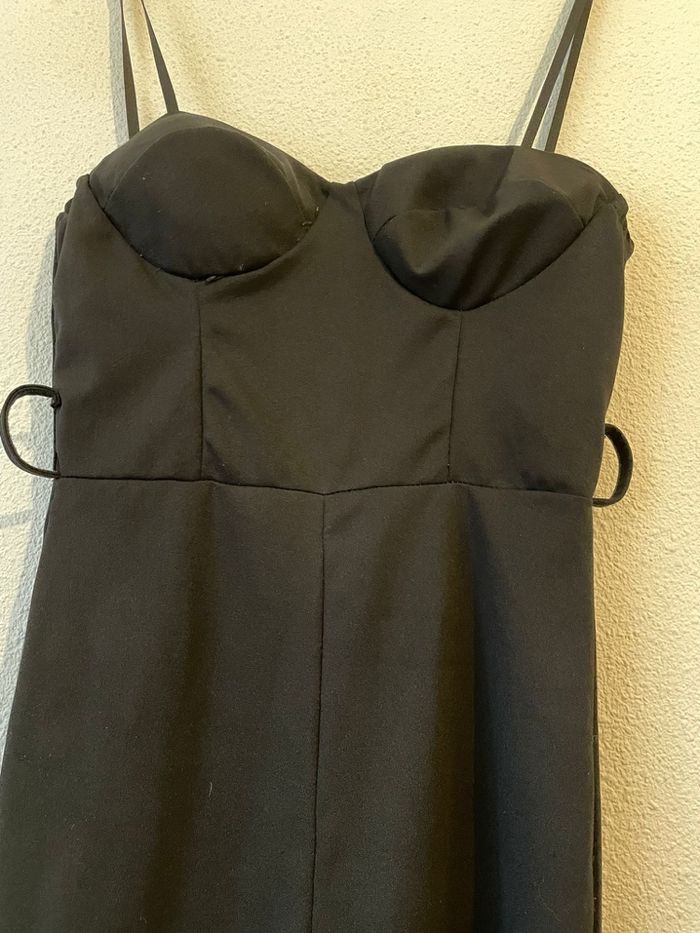 Combinaison à bretelle noir taille 36 - photo numéro 5