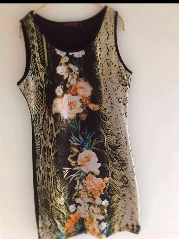 Robe  mini  fleurs  Taille S