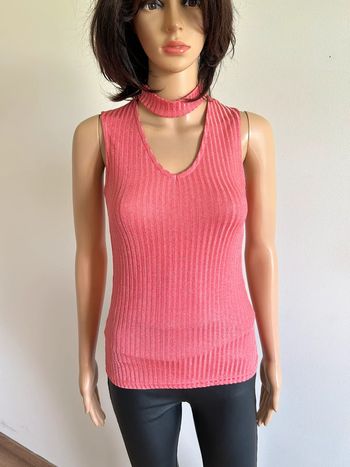 Haut rose brillant sans manches Morgan taille XS jamais porté